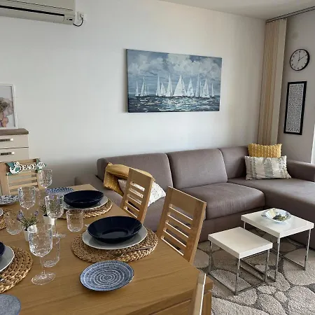 Sea La Vie Apartment